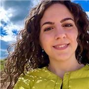 Laureata magistrale in economia bancaria appassionata di matematica con pf24 e esperienza di un anno in ripetizioni